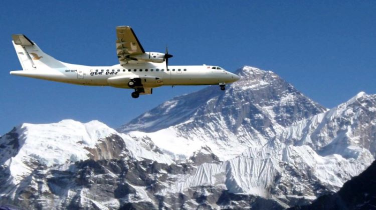 Everest Mountain flight