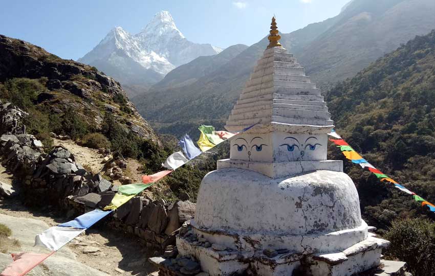 Mt Everest 3 High pass Trekking