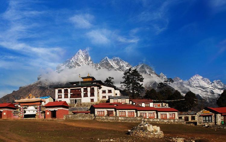 Short Everest Trek