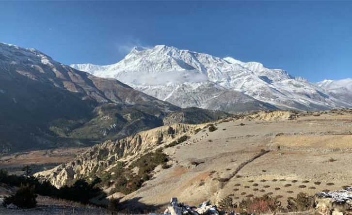 Trek-to-manang